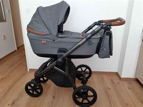 Model kočíka Roan Bloom 2v1