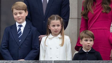 Princ Louis s namaľovanou dúhou