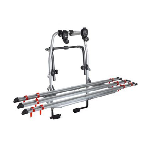 Schéma montáže nosiča bicyklov na zadnú časť auta