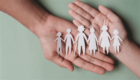 Ilustrácia symbolizujúca adopciu alebo pestúnstvo