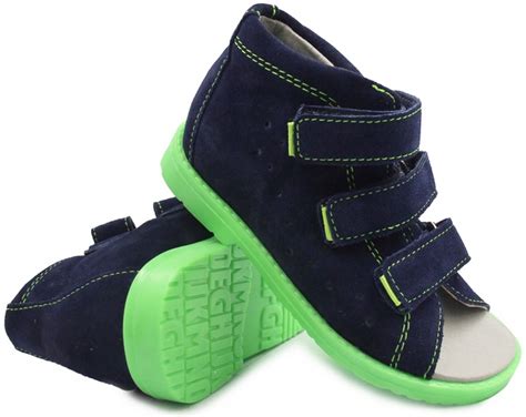 anatomický tvar detskej papuče s priestorom pre prsty