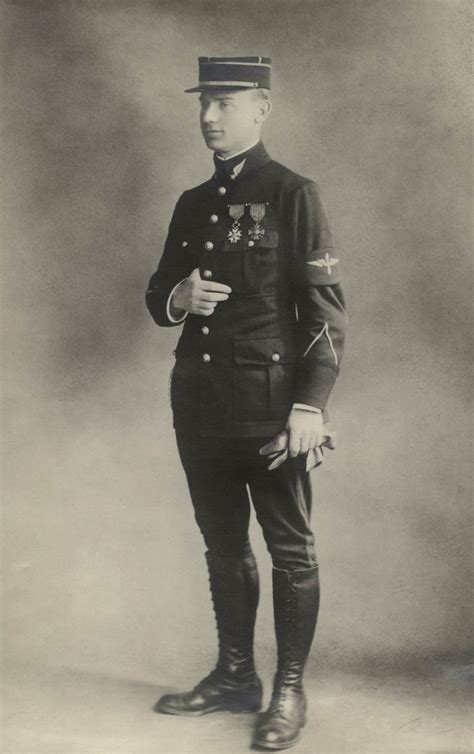 Fotografia M. R. Štefánika v uniforme francúzskeho generála