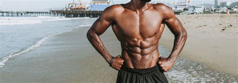 Dieťa v polohe na bruchu posilňuje svaly