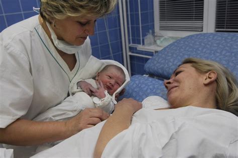 Techniky uľavovania od bolesti pri pôrode
