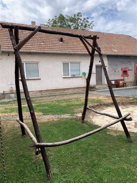 Konštrukcia oceľového stojana ku kolíske