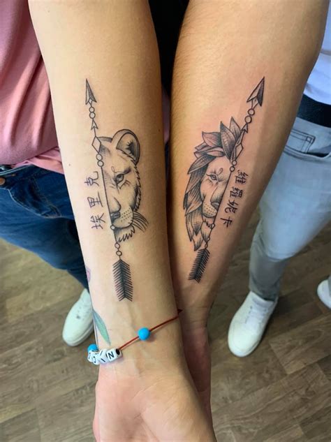 Párové tetovanie s iniciálami