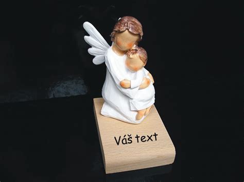 anjel s dieťaťom