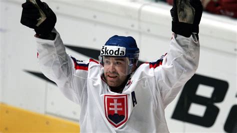 Sidney Crosby, Žigmund Pálffy a Tomáš Surový