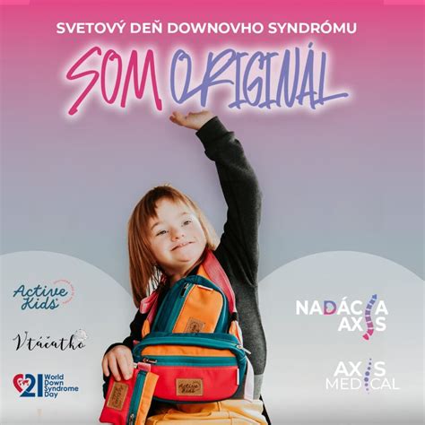 Dieťa s Downovým syndrómom hrajúce sa