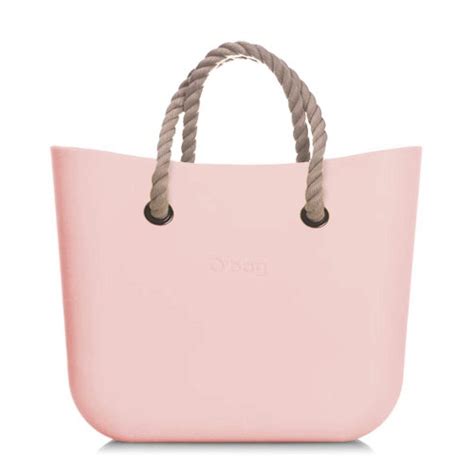 Infografika zobrazujúca možnosti prispôsobenia Obag kabelky