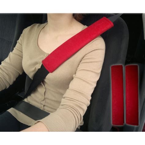 Porovnanie rôznych typov bezpečnostných pásov na kočík