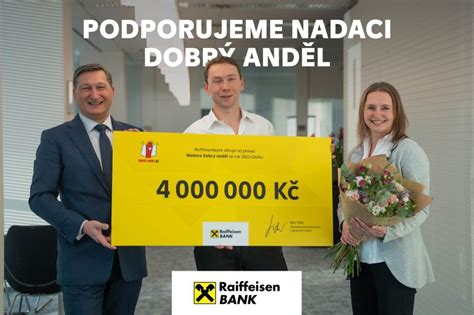Symbolický šek s darovanou sumou