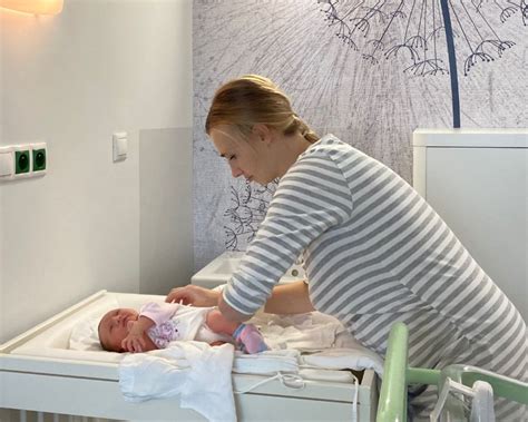 administrativa po porode