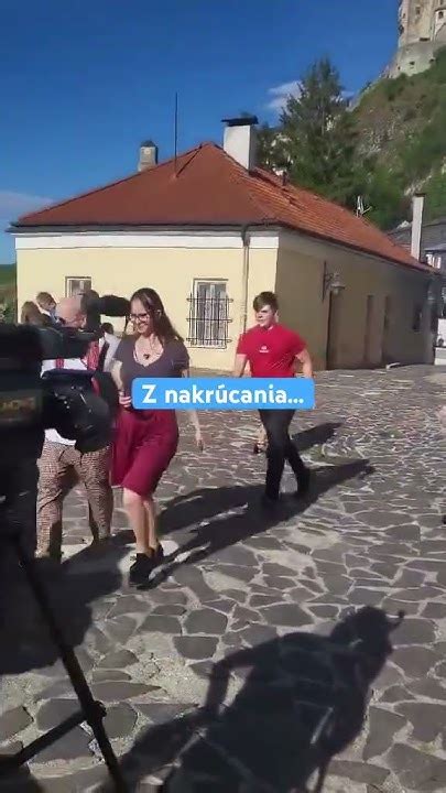 Záber z videoklipu 