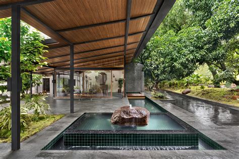 Rodina v wellness centre