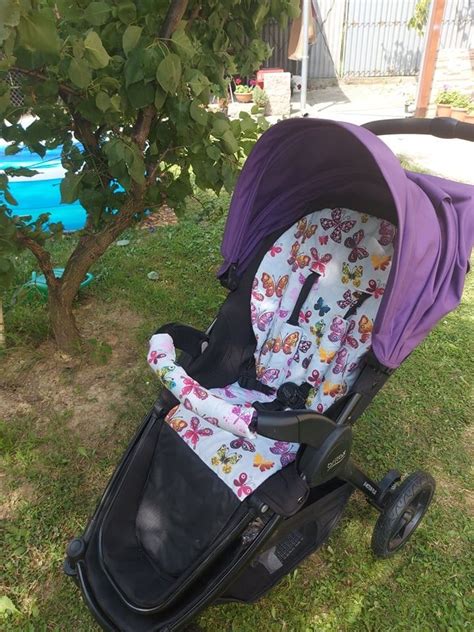 Ilustrácia skladania kočíka Britax