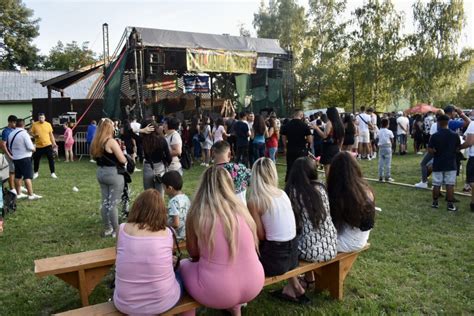 ľudia na festivale Držkobranie