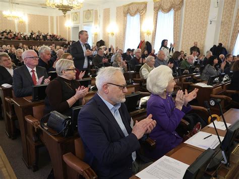 Zuzana Hozhoni na semináři