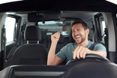 Ilustrácia detského alarmu v aute