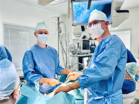 Schematické znázornenie rôznych typov operácií pri prolapse panvových orgánov