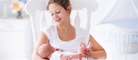 Správne prisatie dieťaťa