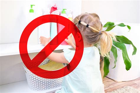 Ilustrácia nebezpečných predmetov, ktoré môžu deti prehltnúť