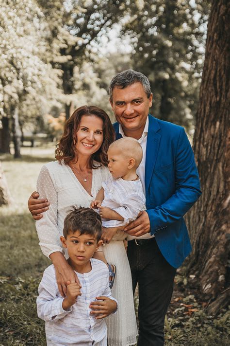 Viki Ráková s rodinou