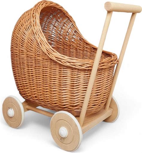 Štýlový retro kočík pre bábiky z prútia