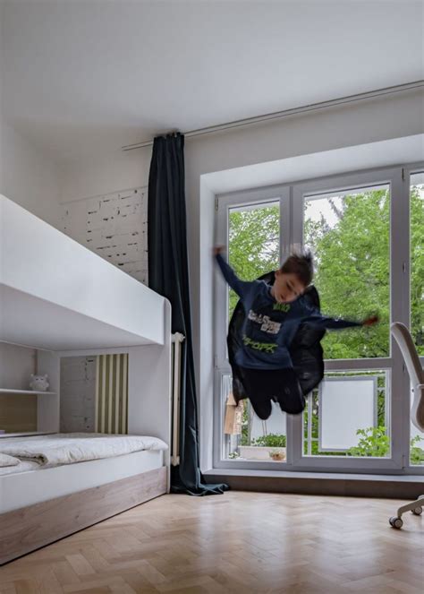 Strašidelné tiene v detskej izbe