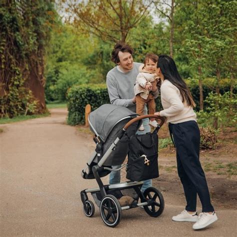 Športová časť kočíka G-Mini Hero Air Max s dieťaťom