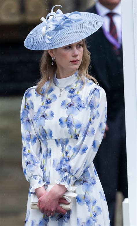 Lady Louise Windsor s kočom a koňmi