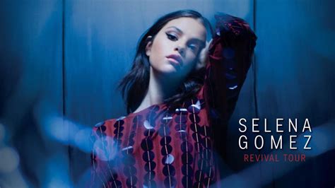 Selena Gomez počas Revival Tour