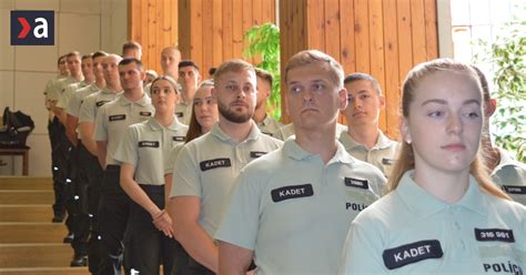 Ilustrácia policajnej akadémie alebo výcvikového centra