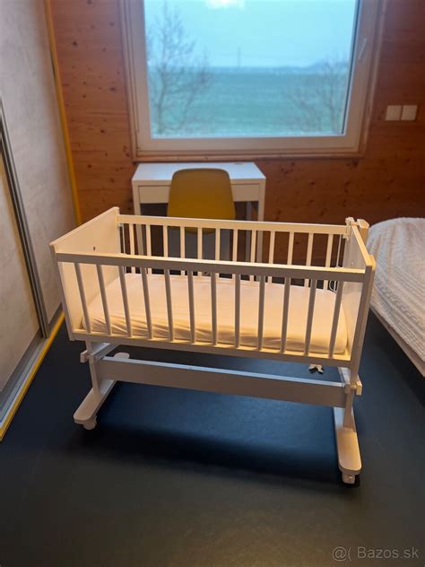 Postieľka a matrac pre bábätko