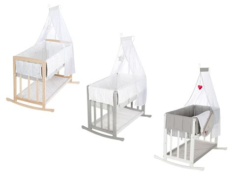 detská postieľka so spacím vakom