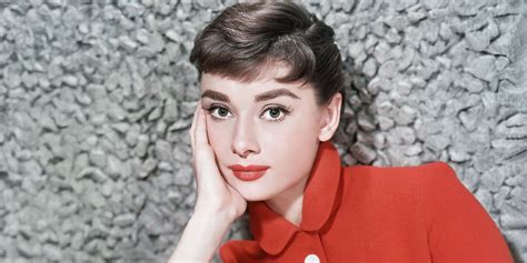 Krátky účes Audrey Hepburn