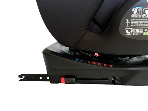 Detail montáže Isofix základne