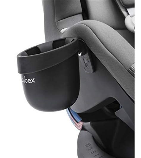 Ilustračná fotka nanožníka na autosedačke Cybex