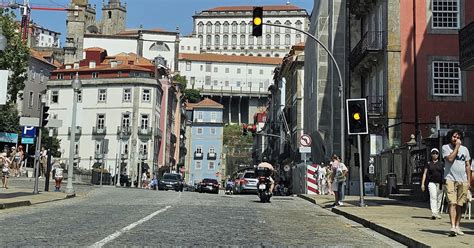 žena trpiaca rannou nevoľnosťou