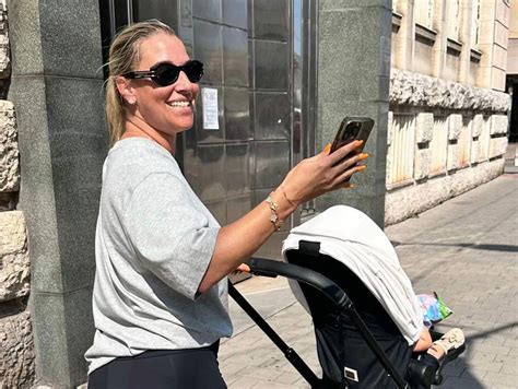 Dominika Cibulková s novorodenou dcérkou Ninou