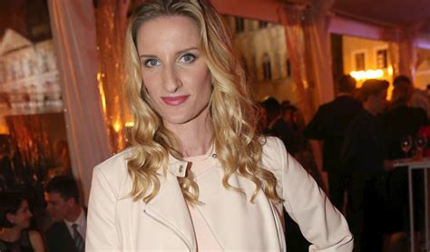 Adela Banášová v klipe
