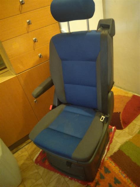 Otočná športová sedačka kočíka Adamex Aspena