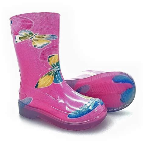 detské gumáky v mláke