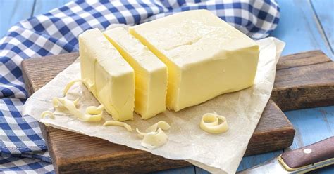 Ingrediencie na výrobu domáceho masla