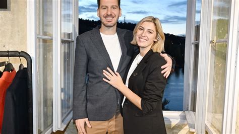 Partner diskutuje s partnerkou o budúcnosti rodiny