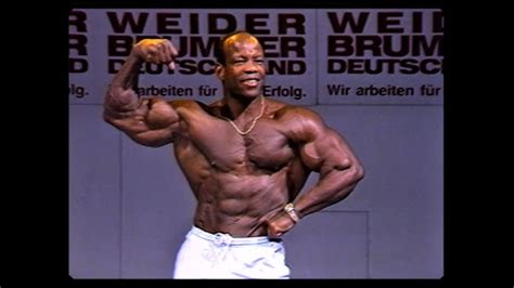 Albert Beckles s trofejí