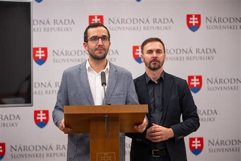 Zelené šatky ako symbol hnutia za právo na potrat