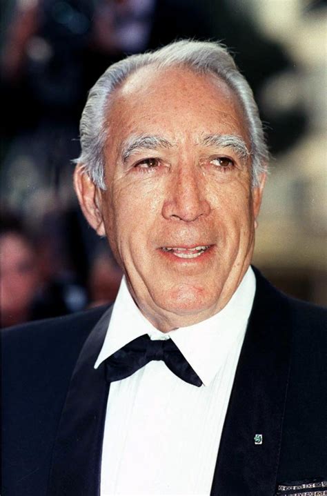 Mladý Anthony Quinn