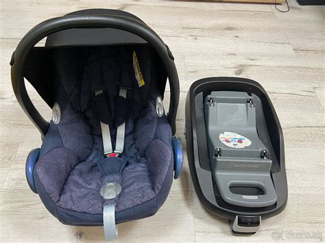 Ilustrácia autosedačky typu vajíčko s ISOFIX základňou