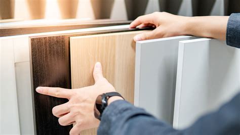 Ukážka rôznych materiálov použitých na výrobu detských postelí